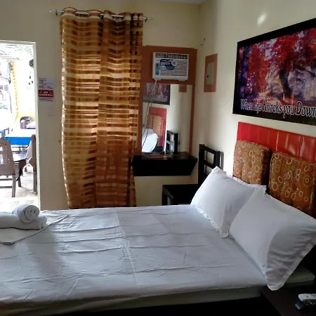 Vf Riton Apartelle Anex Laoag Exterior photo