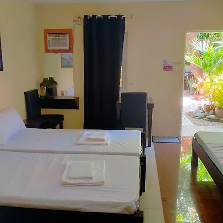Vf Riton Apartelle Anex Laoag Exterior photo