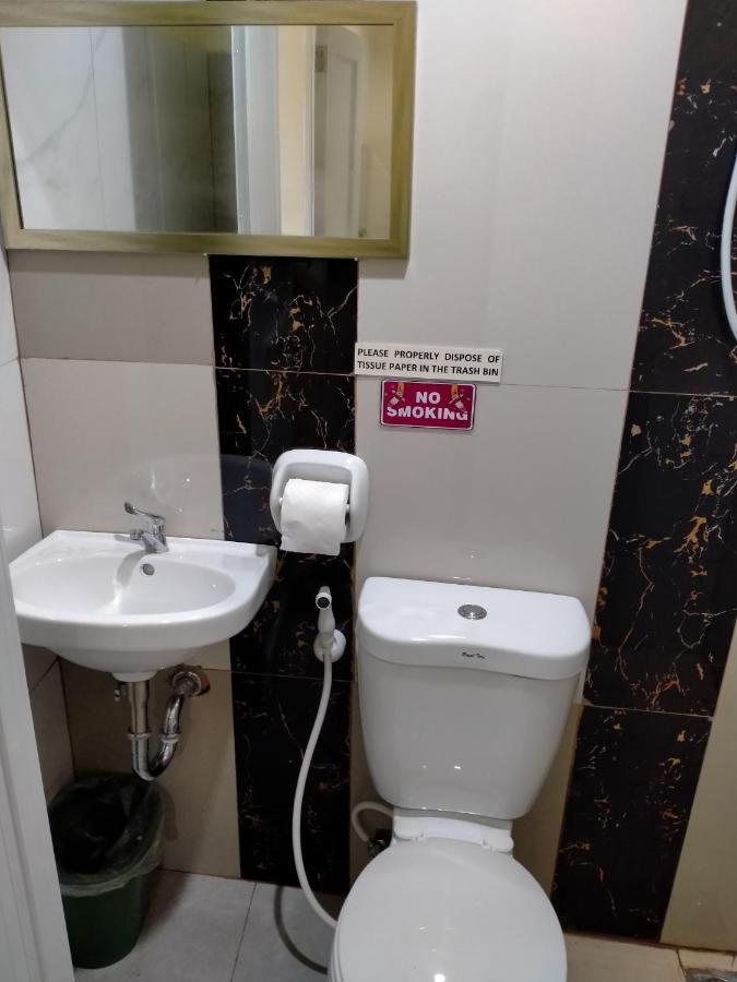 Vf Riton Apartelle Anex