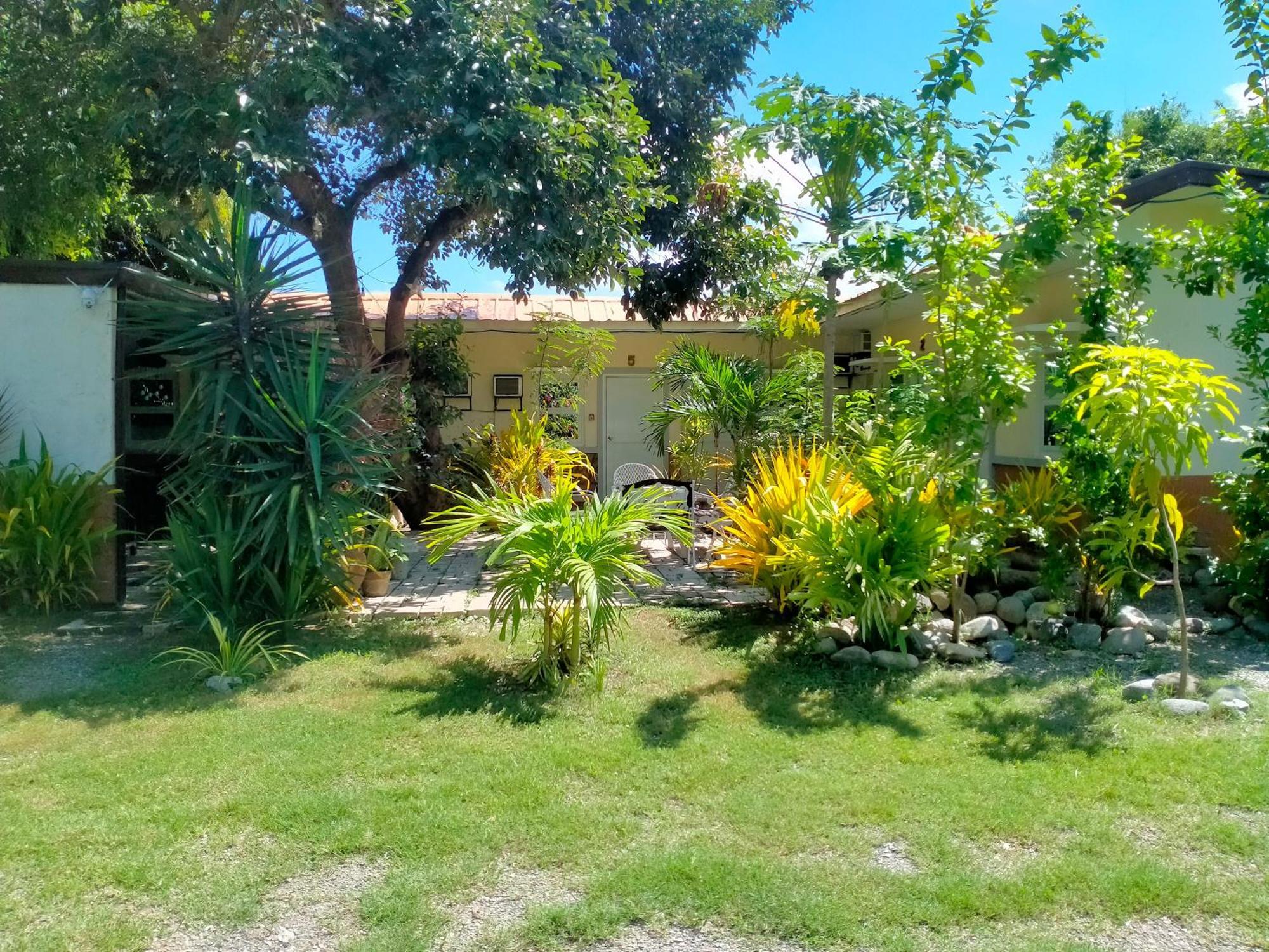 Vf Riton Apartelle Anex * Laoag
